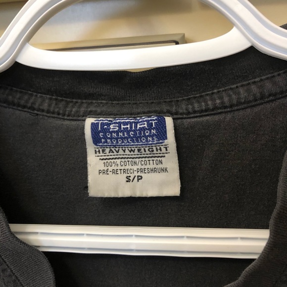 Vintage Distressed tshirt - Picture 2 of 2